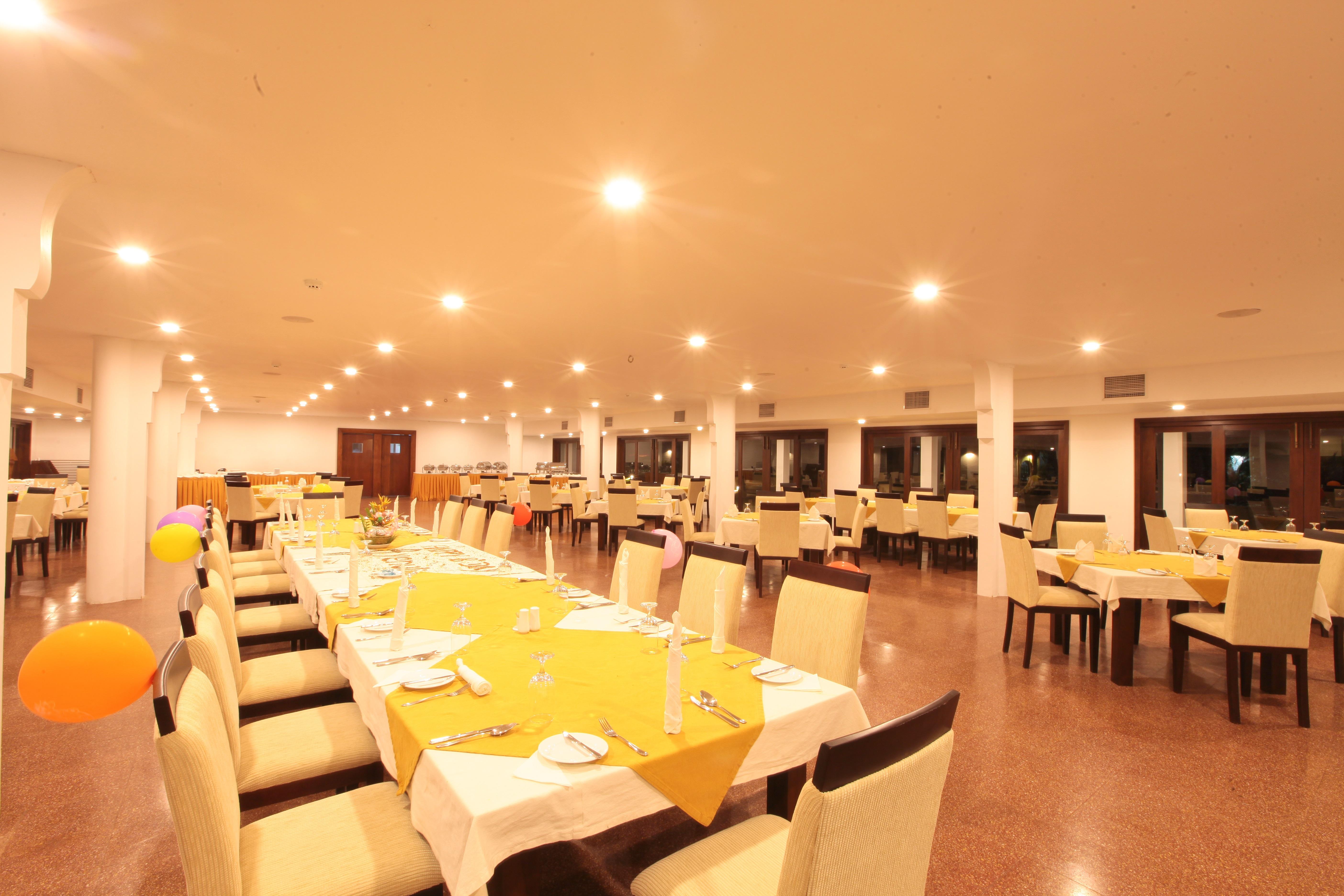 Rajarata Hotel Anuradhapura Esterno foto