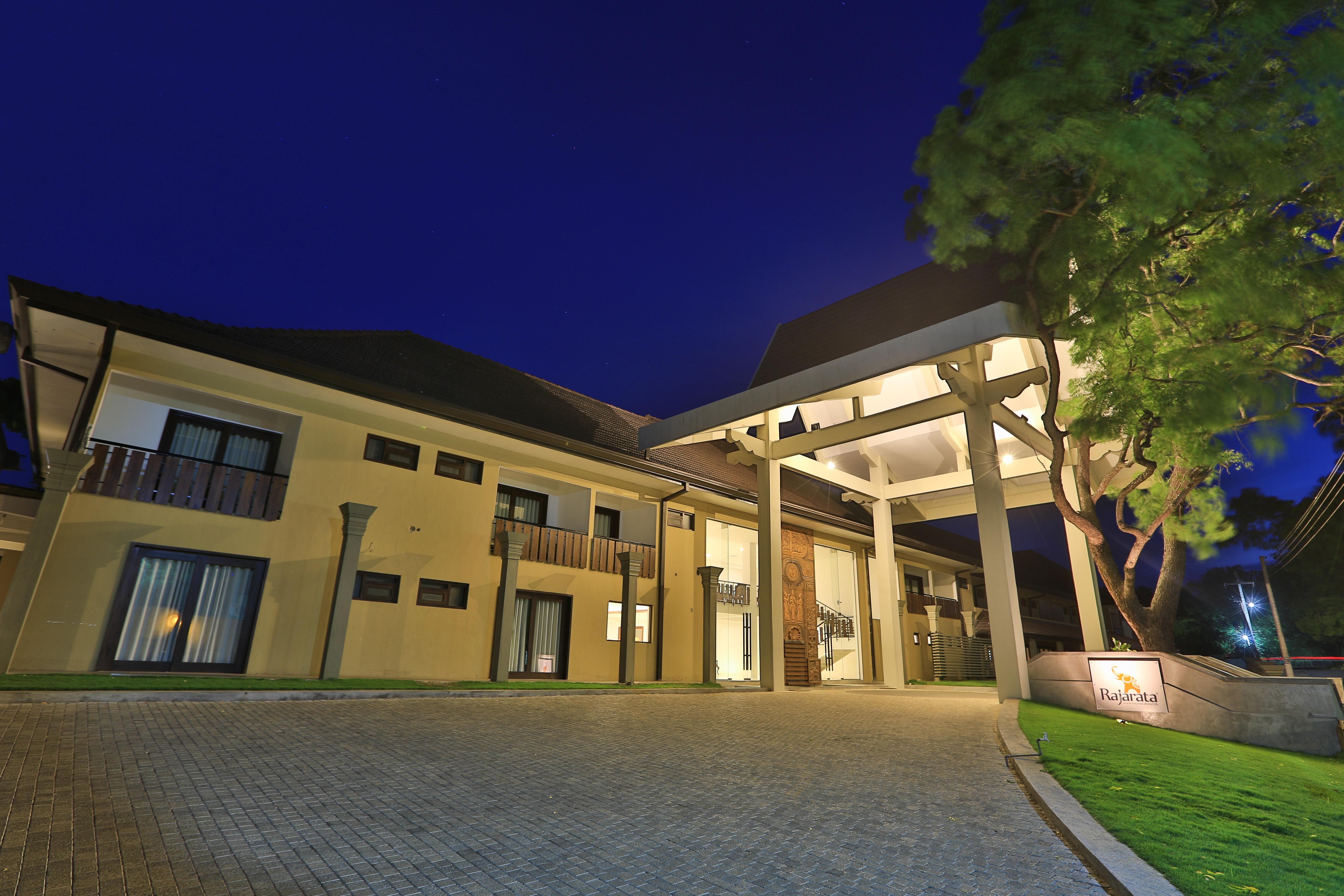 Rajarata Hotel Anuradhapura Esterno foto
