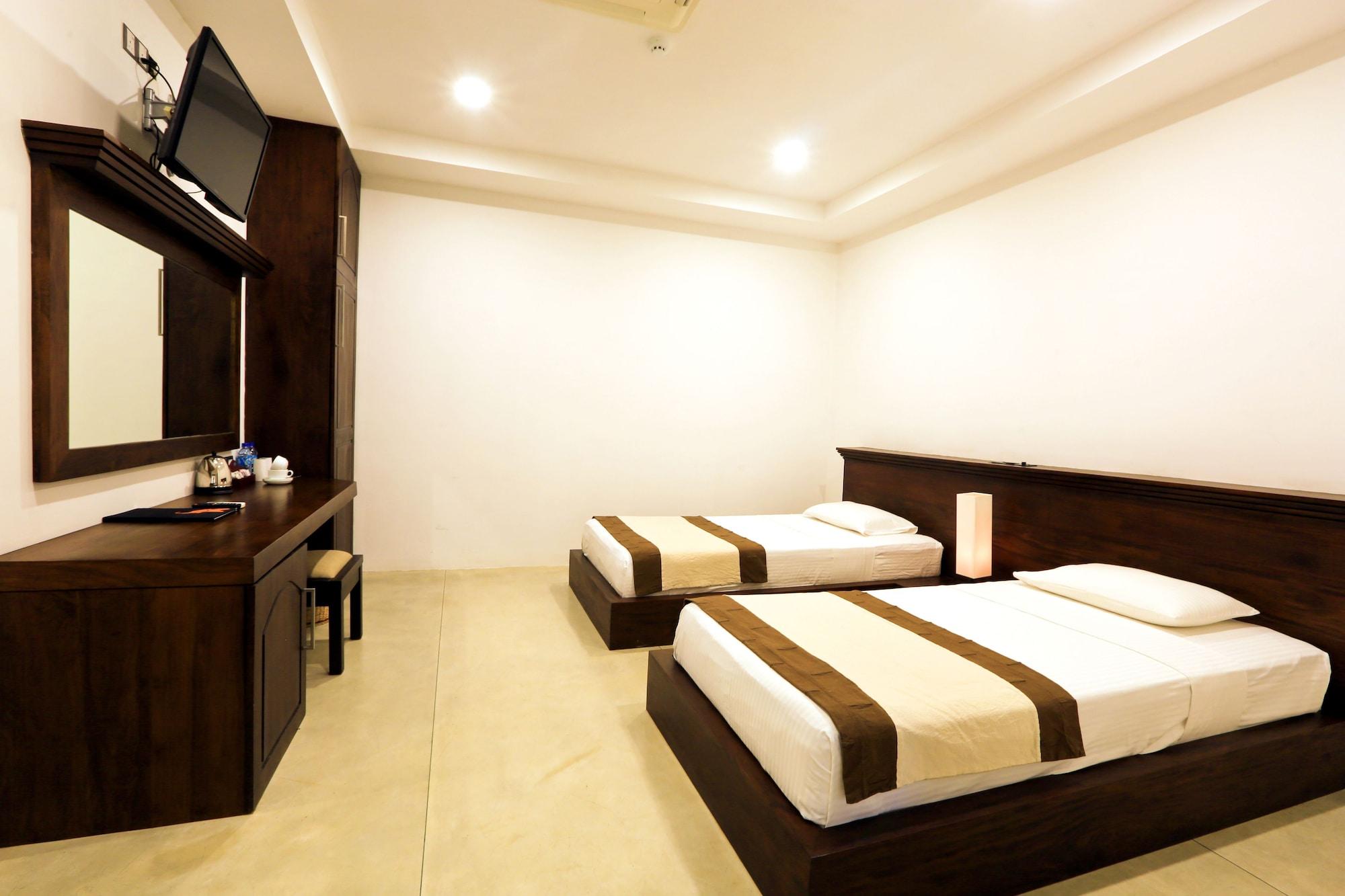 Rajarata Hotel Anuradhapura Esterno foto