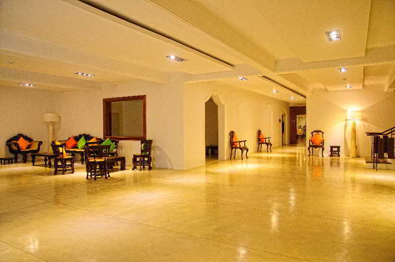 Rajarata Hotel Anuradhapura Esterno foto